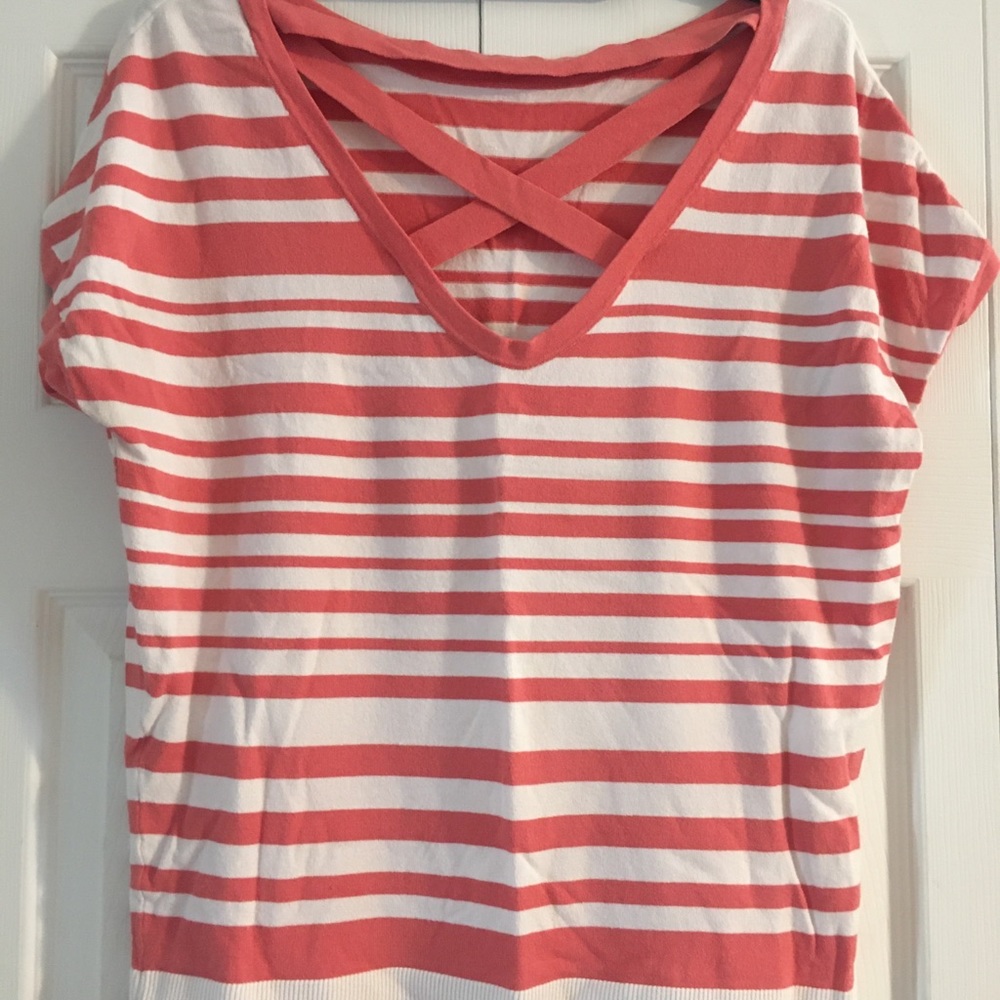 🦚Knit summer sweater with back cross cross design